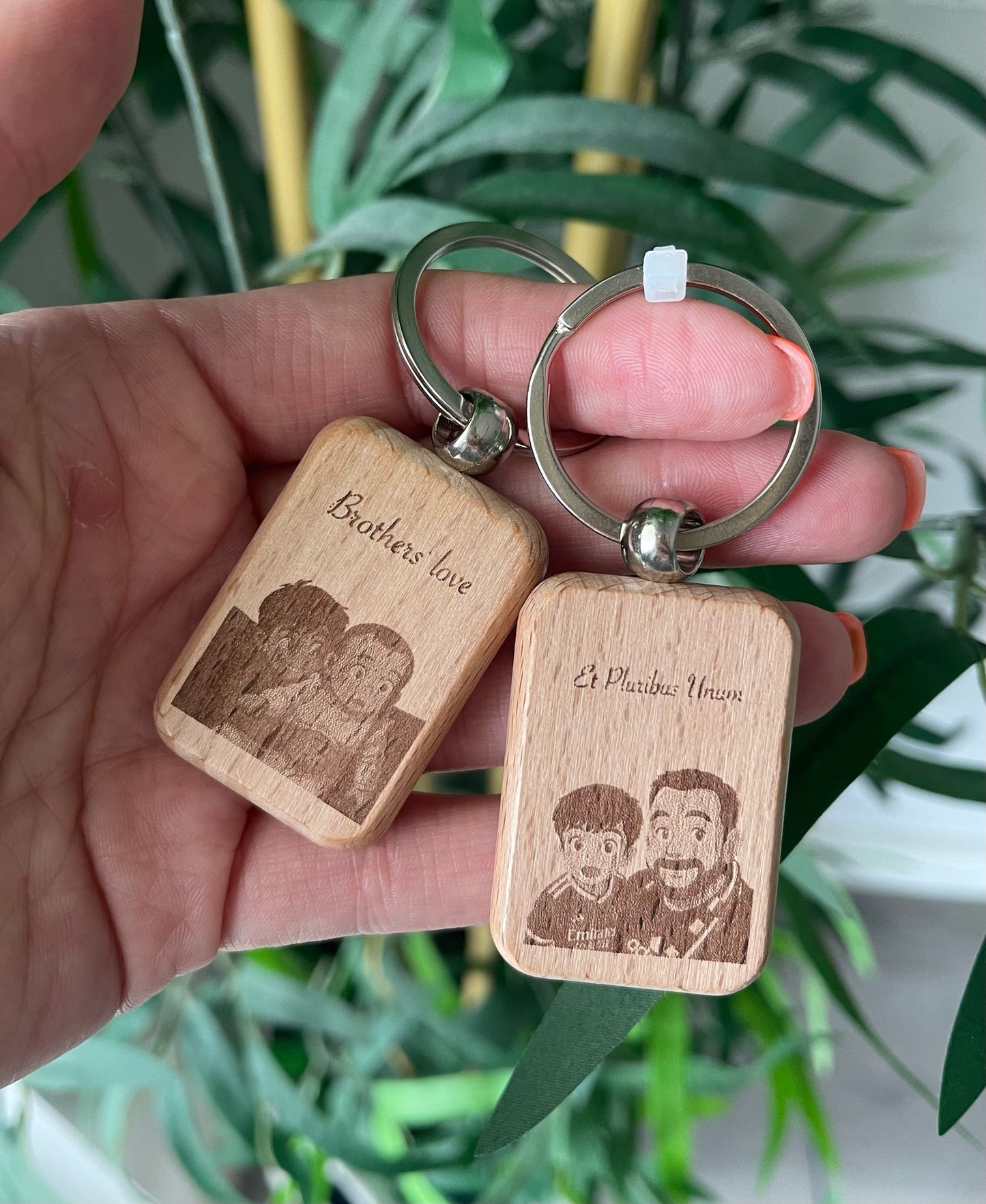 Porta-chaves NOA Personalizado em Madeira